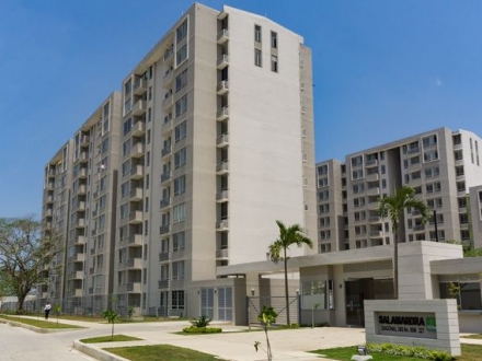 Apartamento disponible en Parque Heredia, Conjunto Salamandra Piso 7